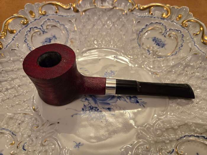 Anton Maple Red Sandblast Cherrywood shape