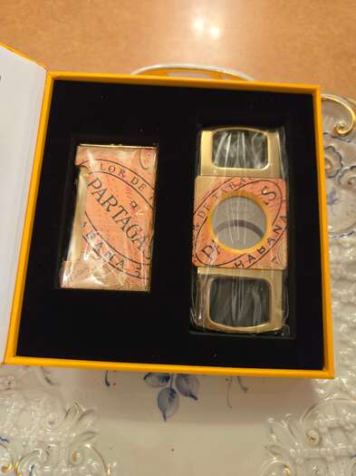 Partagas Lighter and Cutter gift set