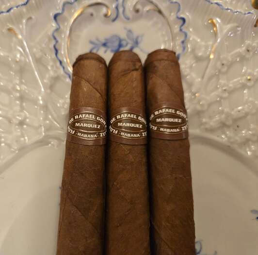 Flor de Rafael Gonzalez Panatella extra