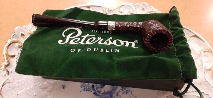 Peterson Speciality Rustic Nickle Dublin pipe