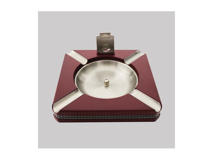 Square ashtray with cigar cutter Red