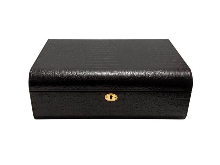 F-6100 Crocodile P.U. leather humidor