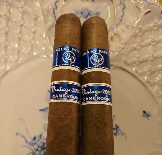 Rocky Patel Vintage 2003 Toro bundle of 10 cigars