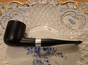 Anton Maple Black Pot shape