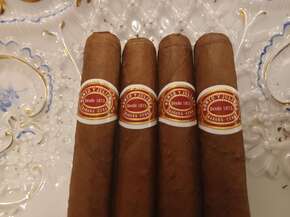 Romeo & Julieta Regalias Londre