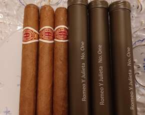 Romeo & Julieta No. 1 Tubo