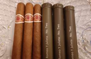 Romeo & Julieta No. 2 Tubo