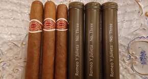 Romeo & Julieta No. 3 Tubo