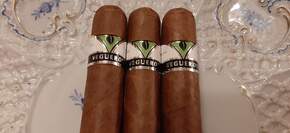 Vegueros Centrogordos box of 16