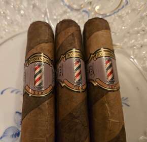 Dominion The Barber Robusto cigar