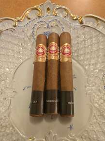 H. Upmann Connoisseur # 1