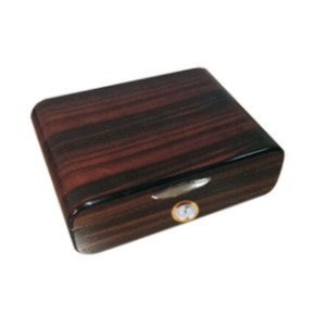 NYC humidor Brown